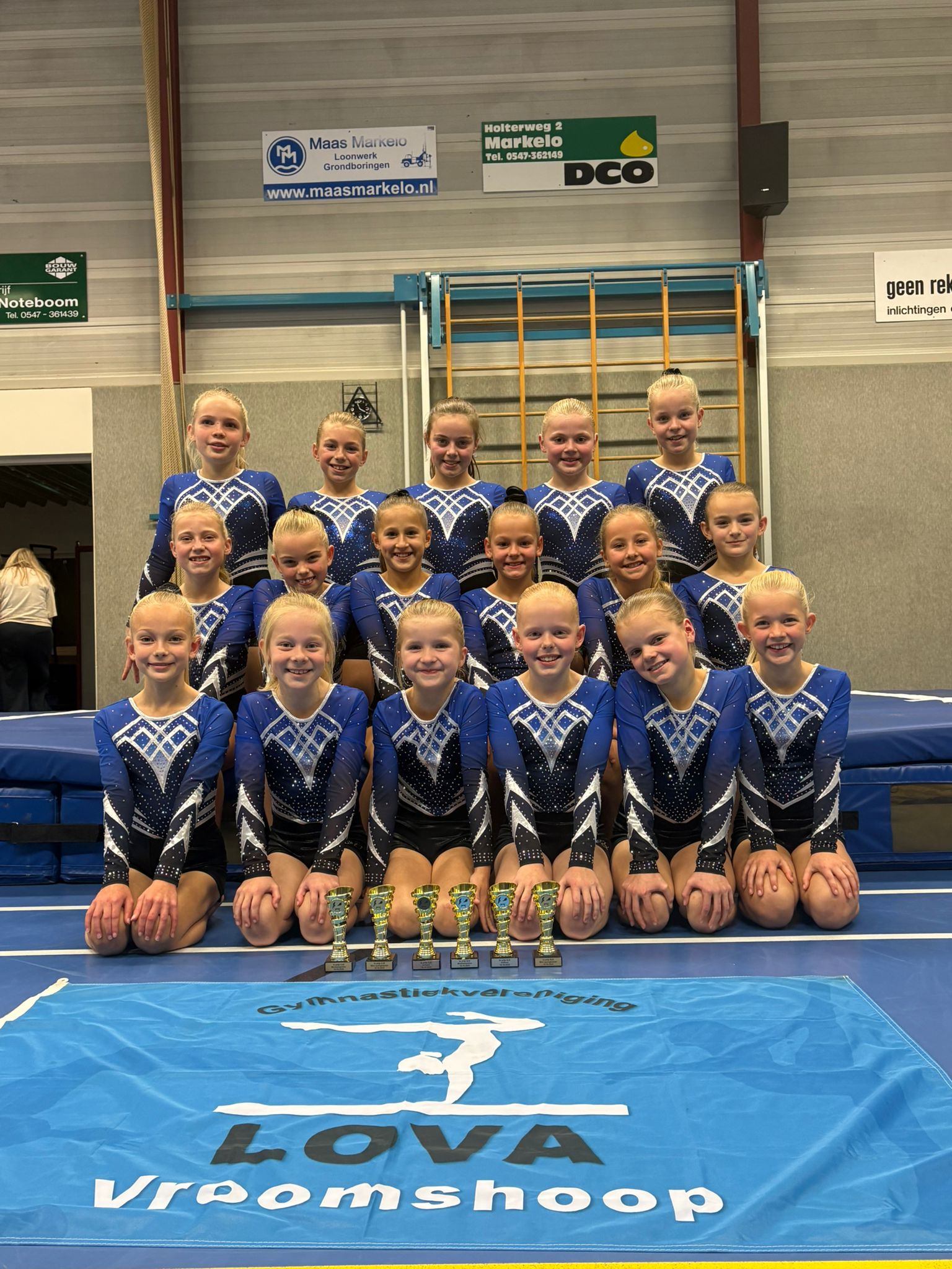 Porno 10 yosh qiz va 1 yigit